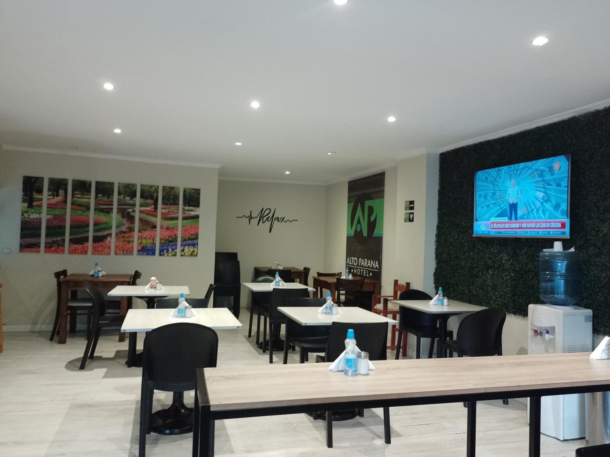 קורדובה Hotel Alto Parana מראה חיצוני תמונה