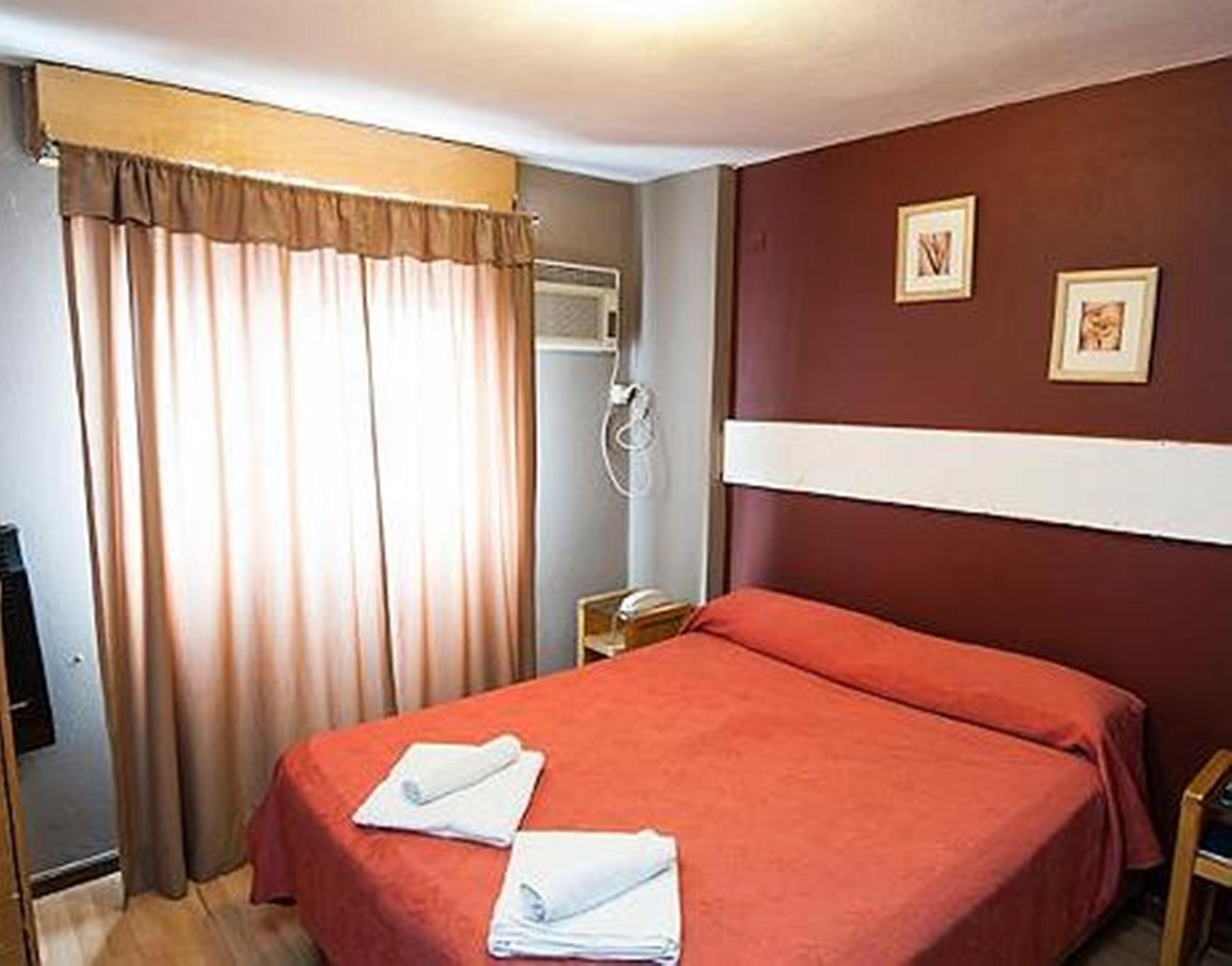 קורדובה Hotel Alto Parana מראה חיצוני תמונה