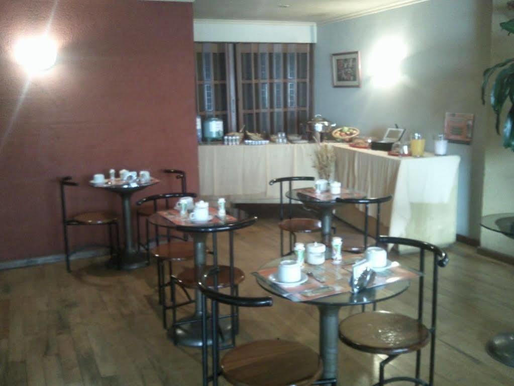 קורדובה Hotel Alto Parana מראה חיצוני תמונה